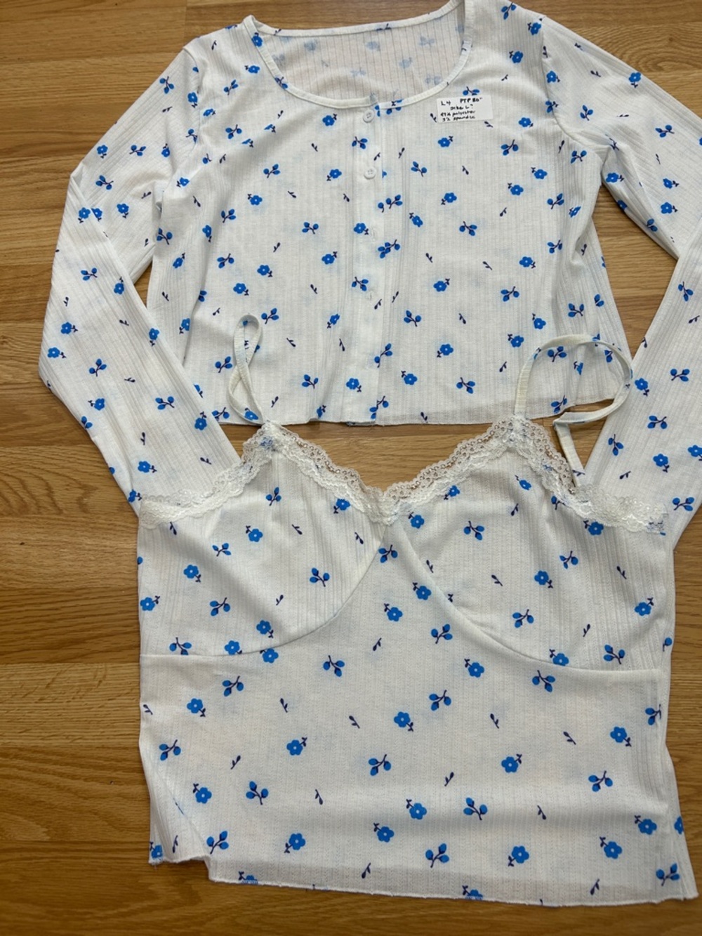 L4. White Cropped Floral Top & Cami Set - Blue Flower Print